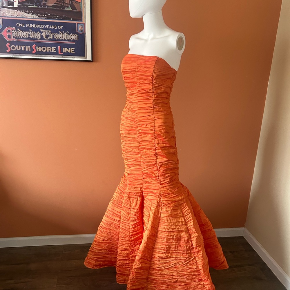 JESSICA MCCLINTOCK orange strapless “mermaid” gown - Picture 6 of 12